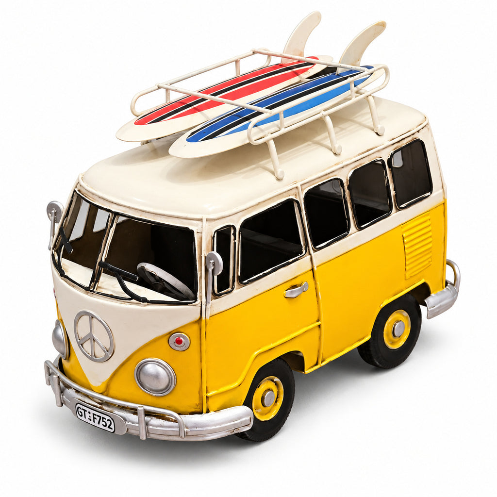 Wayfarer Van, front left view
